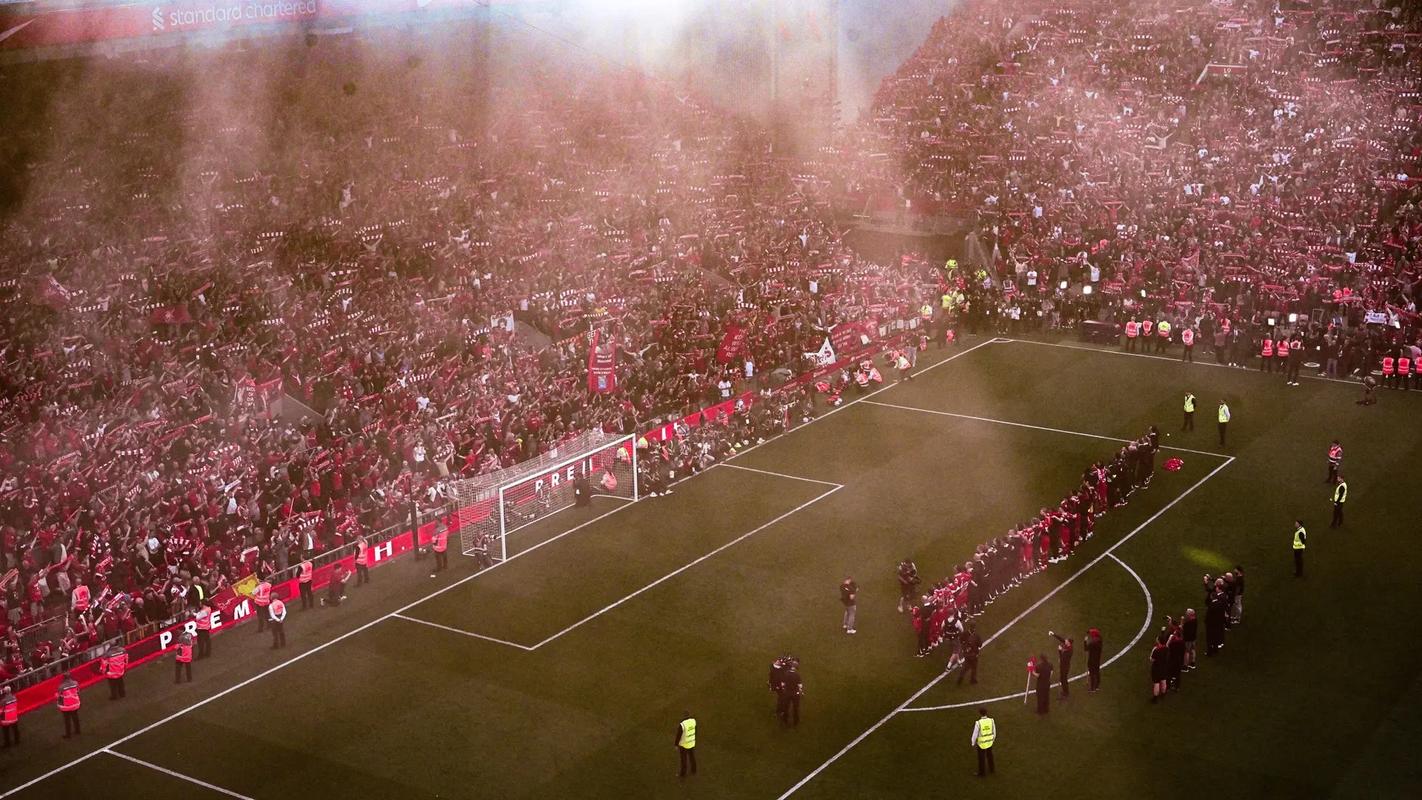 拳击：拳台之上的勇气与坚守（擂台之上：拳击的勇气与坚持）