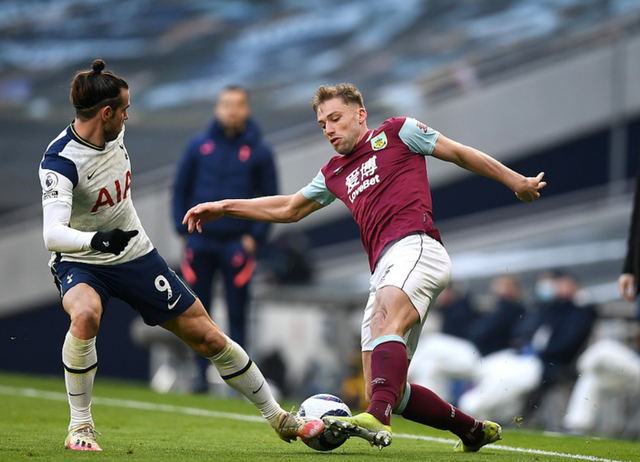 仍被雷霆压制！数据显示太阳本赛季防守面貌已经焕然一新（虽被雷霆压制，数据证明太阳本季防守已脱胎换骨）