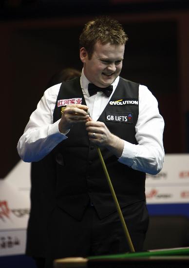 尔在场上的 尔在场上的